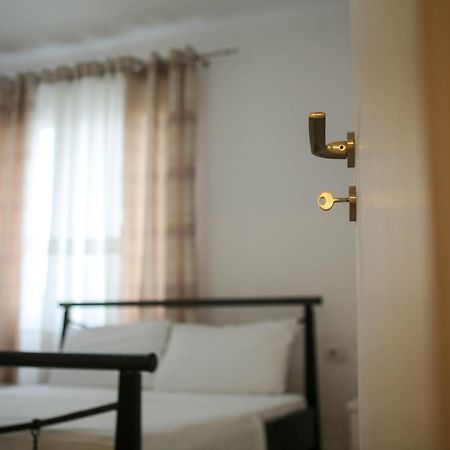 Apartment Jani Sarandë Eksteriør bilde