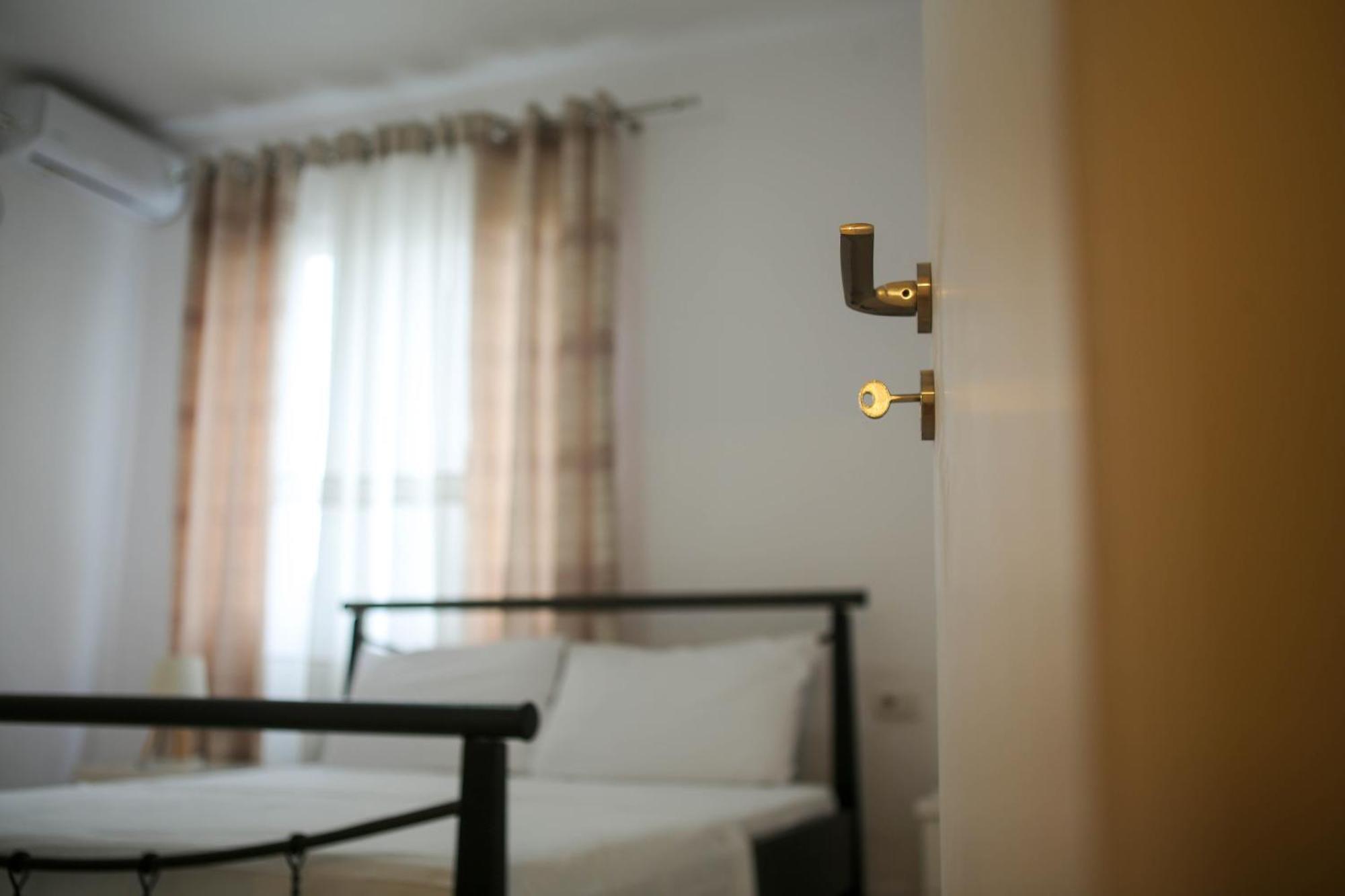 Apartment Jani Sarandë Eksteriør bilde