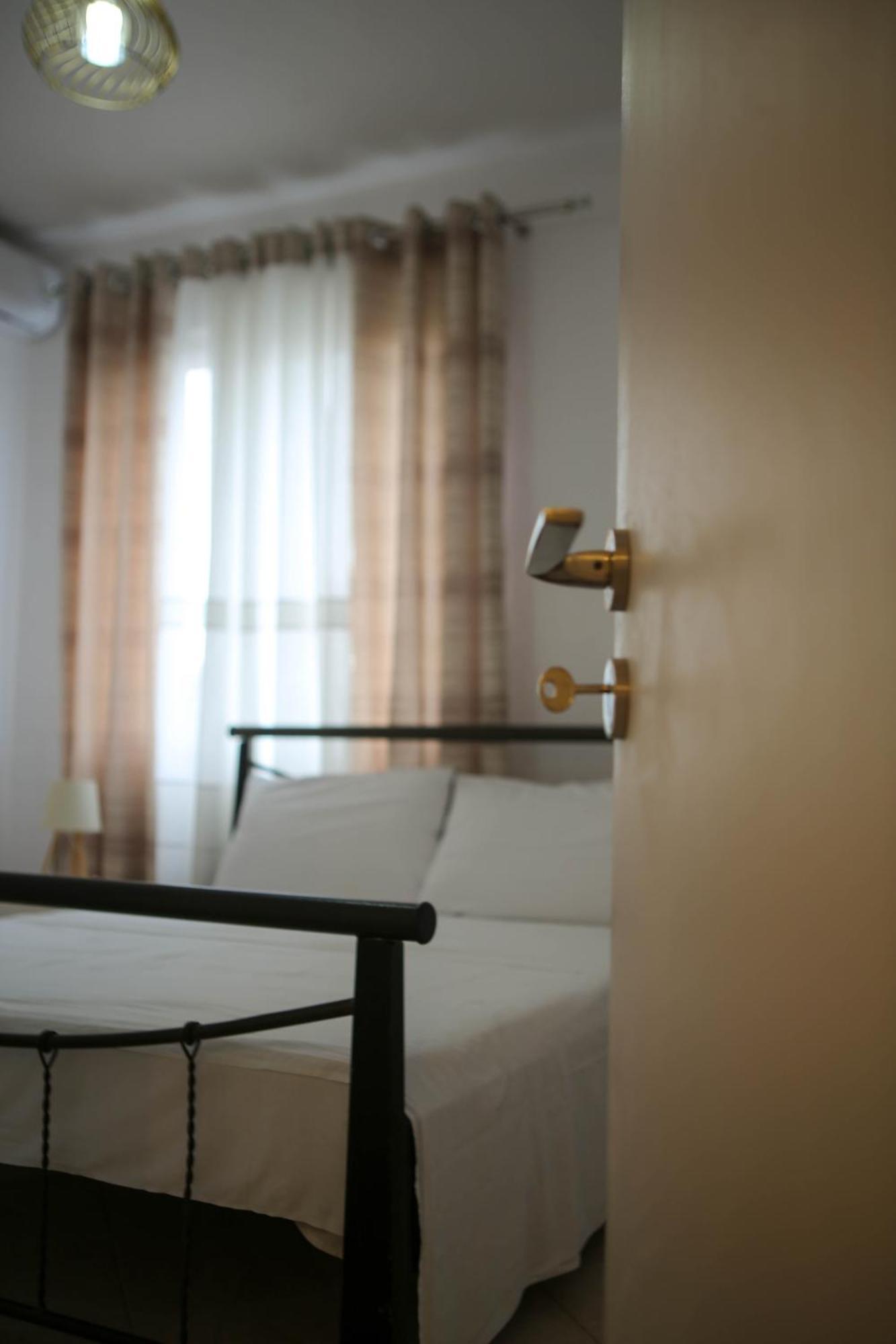 Apartment Jani Sarandë Eksteriør bilde